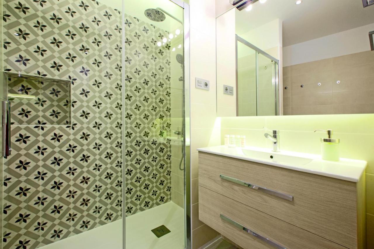 Prado Suite Мадрид Екстериор снимка