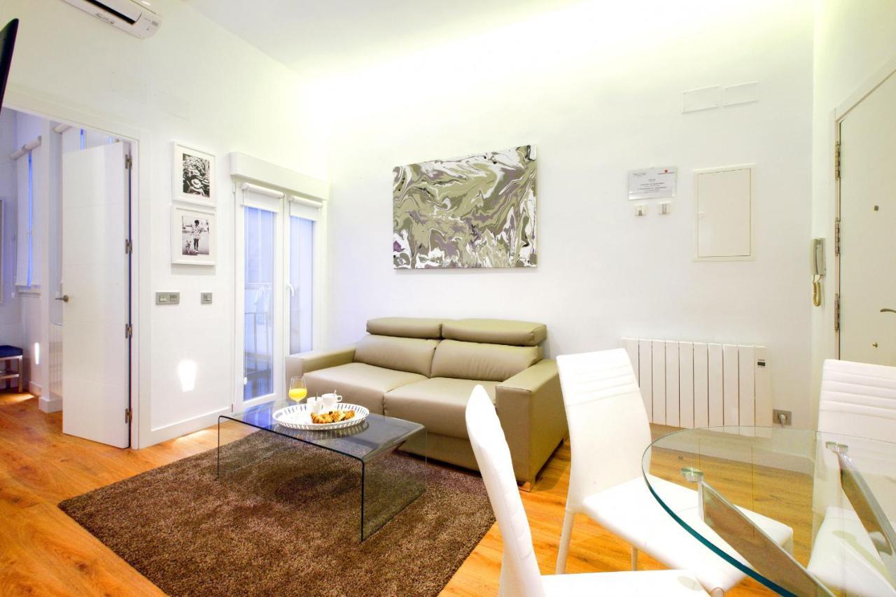 Prado Suite Мадрид Екстериор снимка