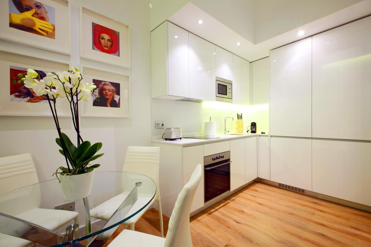 Prado Suite Мадрид Екстериор снимка