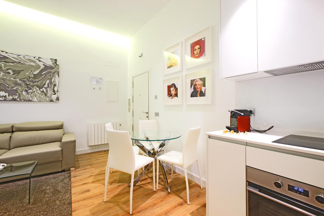Prado Suite Мадрид Екстериор снимка
