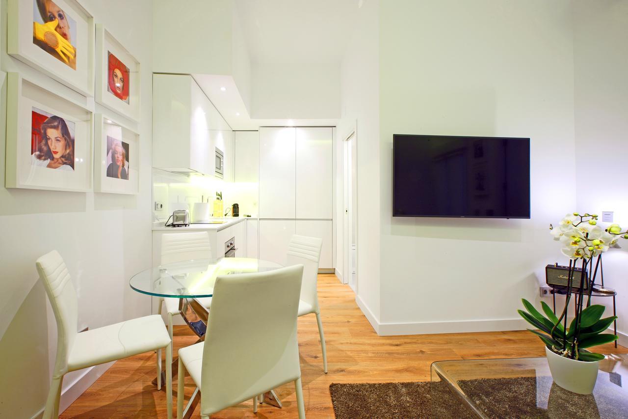 Prado Suite Мадрид Екстериор снимка